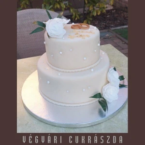 vegvari-cukraszda-eskuvoi-torta-ES115_wg34dnzs.jpg